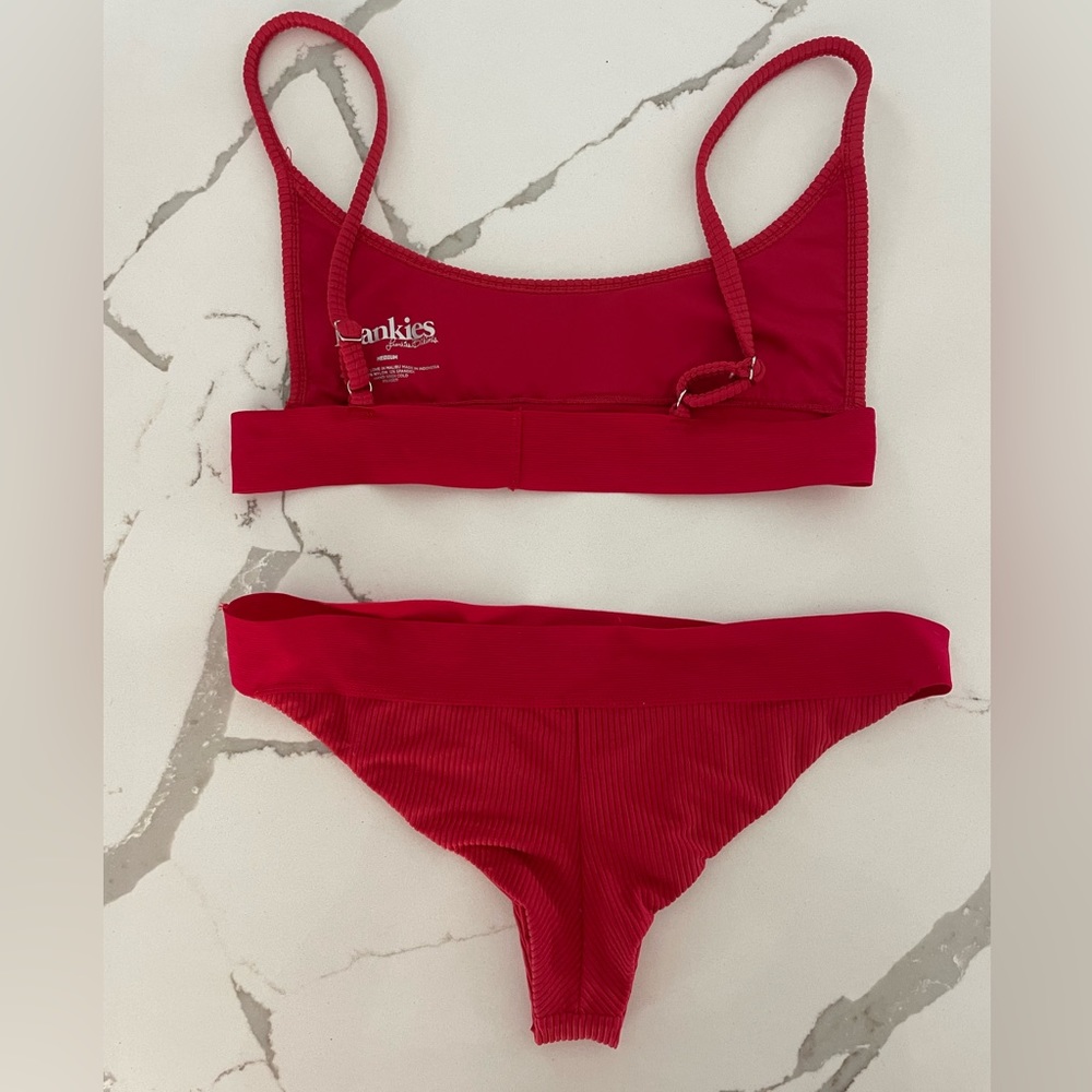 Frankie’s Bikinis set - ribbed red - Picture 2 of 4